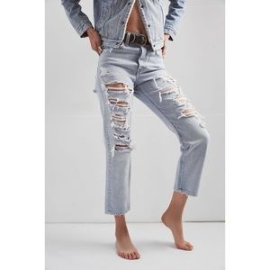Levi's Wedgie Straight Button Fly High-Rise Jean Ripped Vintage